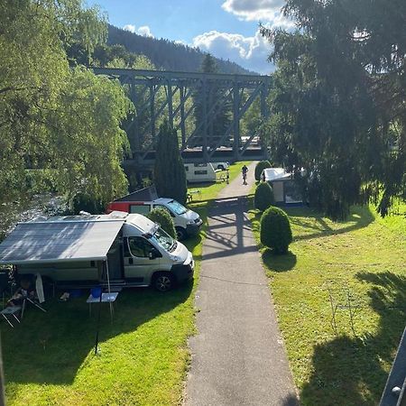 Camping Wohnwagen Standard Schiltach Exterior foto