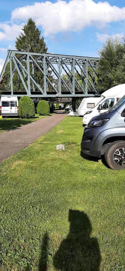 Camping Wohnwagen Standard Schiltach Exterior foto